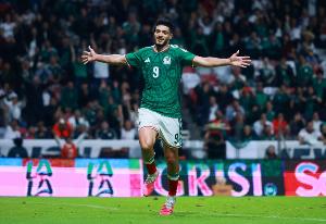 记者：狼队希望签回劳尔·希门尼斯，正在与球员进行深入谈判