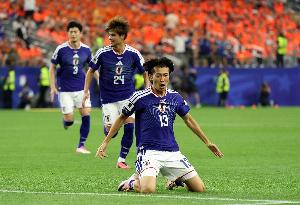 于海：日本队丢球后换人、战术调整及时，算是一支世界强队了